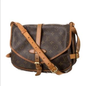 Louis Vuitton Saumur 25